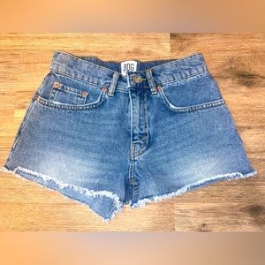 High Waist BDG jean shorts🆕🆕